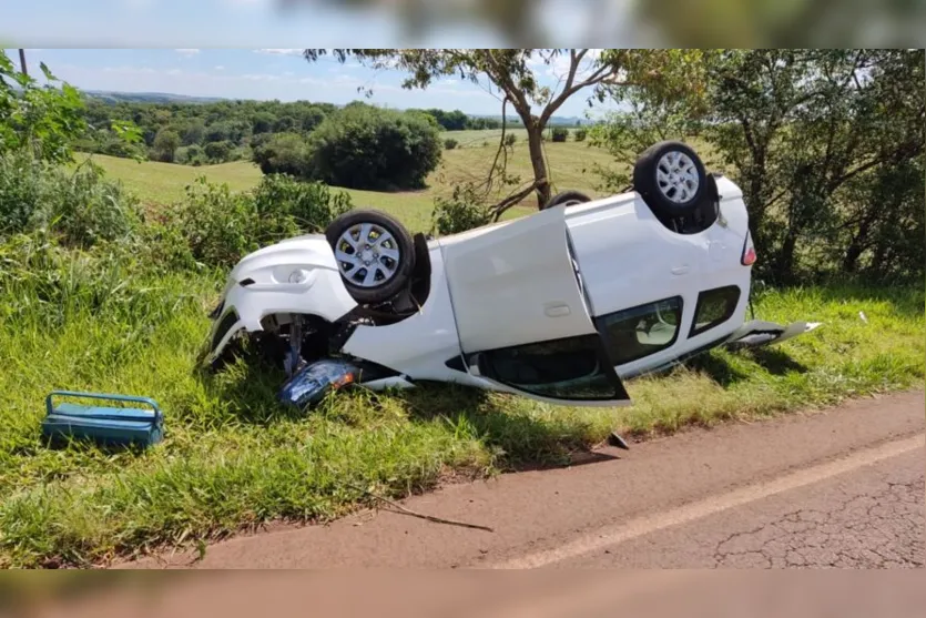  O acidente envolveu  um caminhão Volvo com placas de Jaguapitã/PR e um Chevrolet Spin com placas de Arapuã 