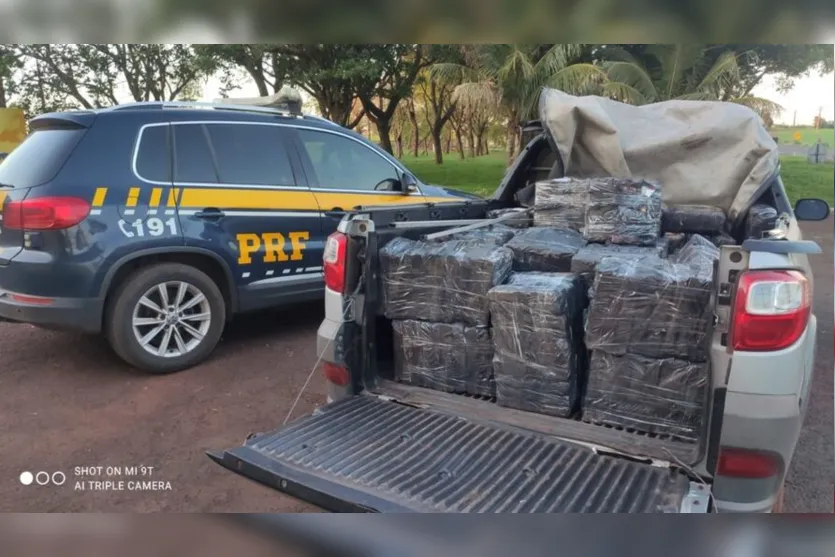 PRF apreende fuzil de origem turca, pistolas e mais de 600kg de droga