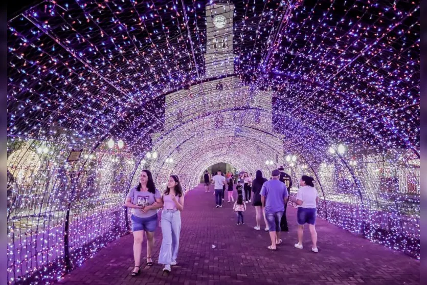 Papai Noel chega nesta quarta-feira (30) em Apucarana