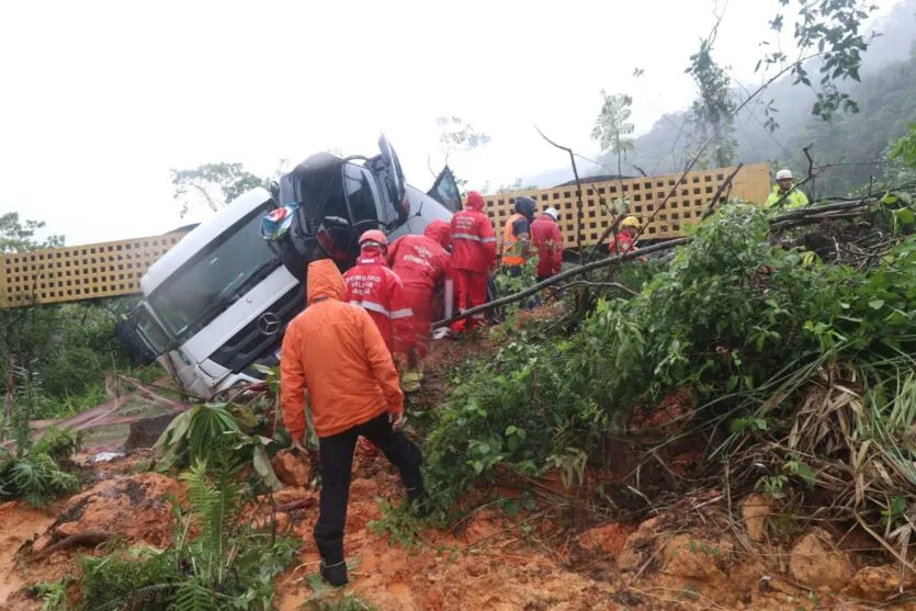 Paraná decreta situação de emergência na região de Curitiba