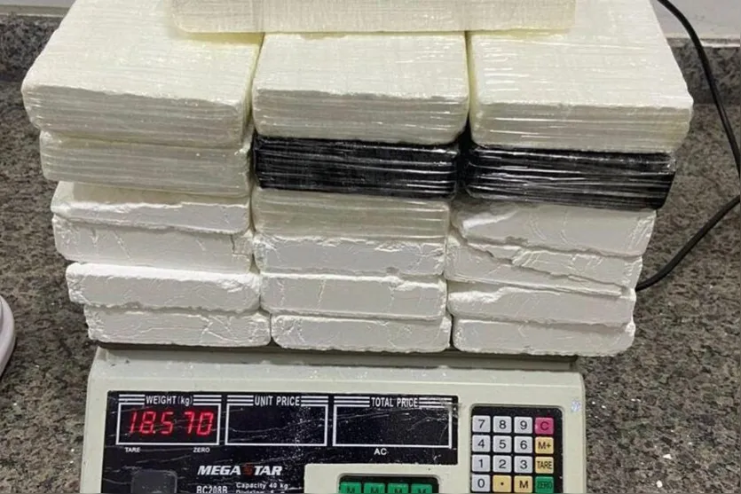  Polícia Militar desmantela laboratório de drogas em Fazenda Rio Grande 