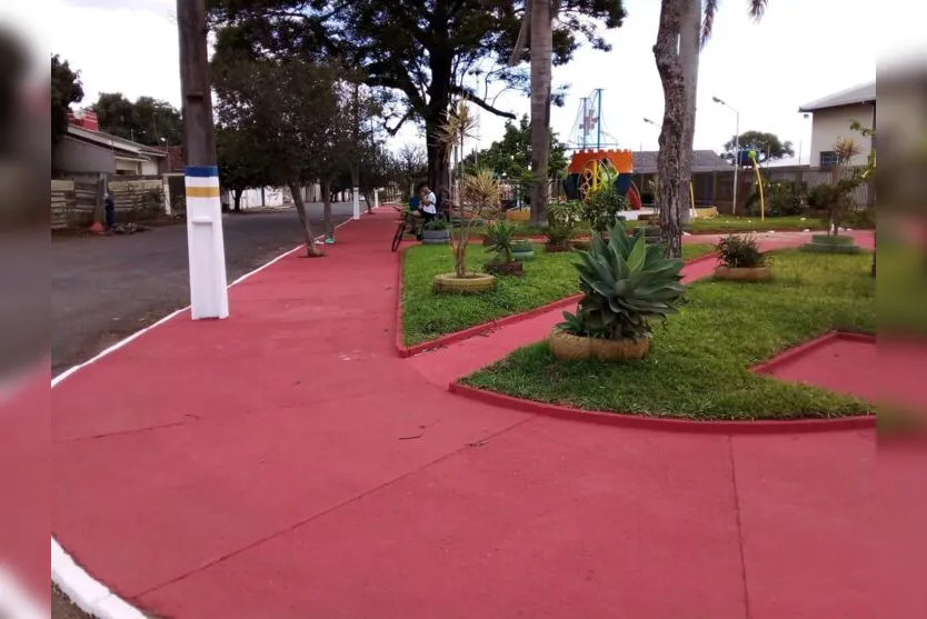  Praça Maria Alves Melquíades de Melo, na Vila Aparecida, homenageia professora pioneira da comunidade 