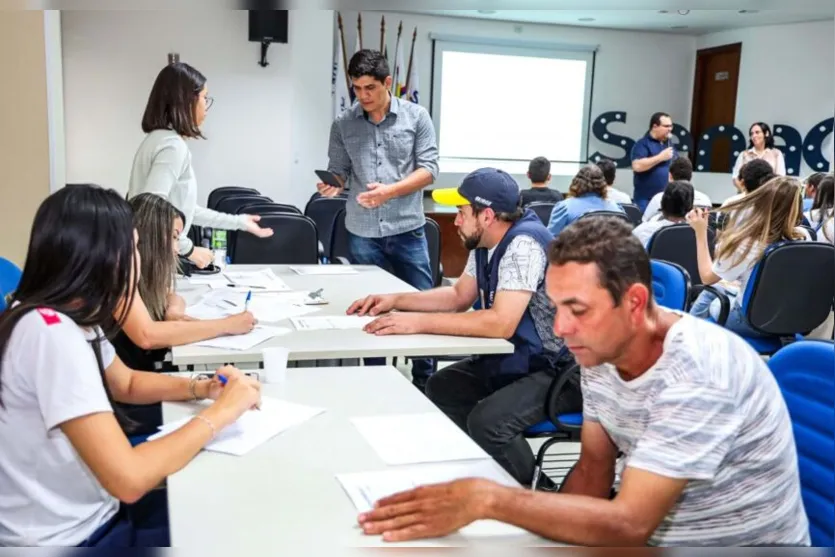  Segundo balanço divulgando no final da tarde pela organização, pelo menos 200 trabalhadores em busca de uma recolocação no mercado de trabalho 