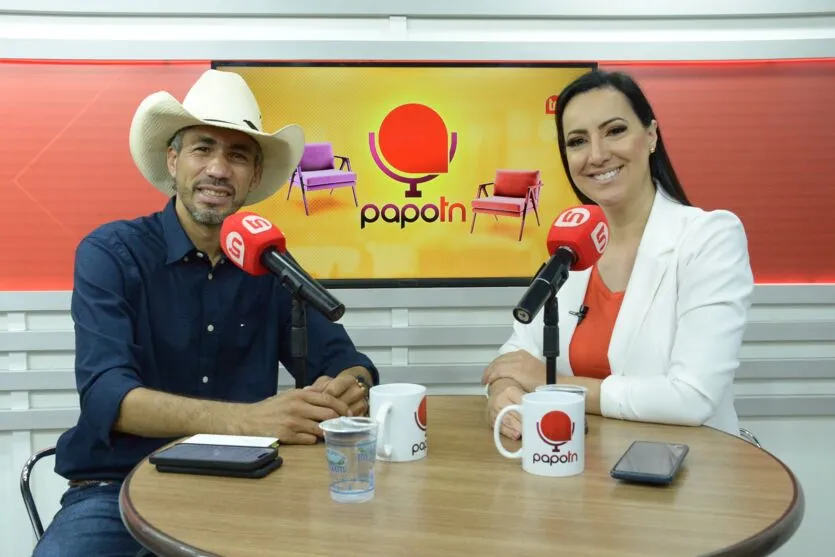  locutor e empresário Silverado e a apresentadora Aline Andrade 