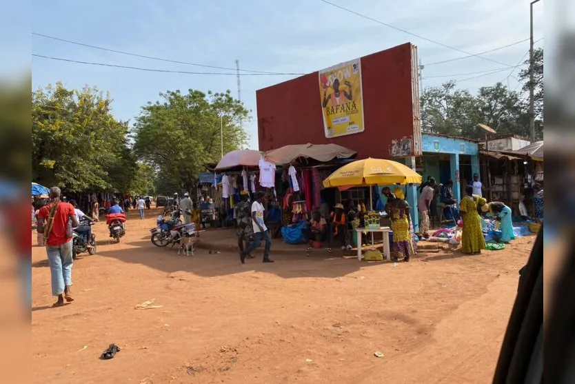  missão pastoral na África, em Bafatá região no centro-norte da Guiné-Bissau 