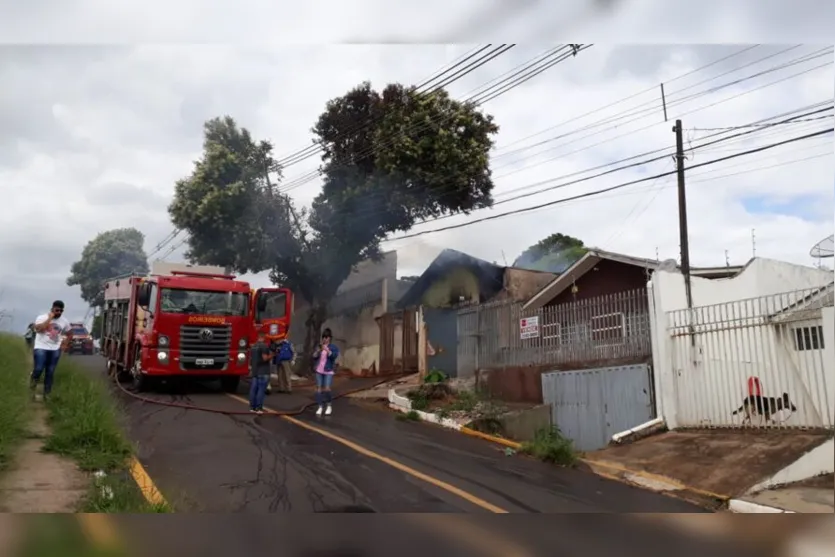  A residência ficou completamente destruída. 