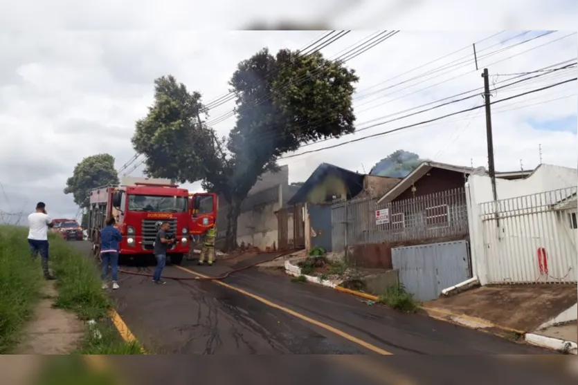  A residência ficou completamente destruída. 