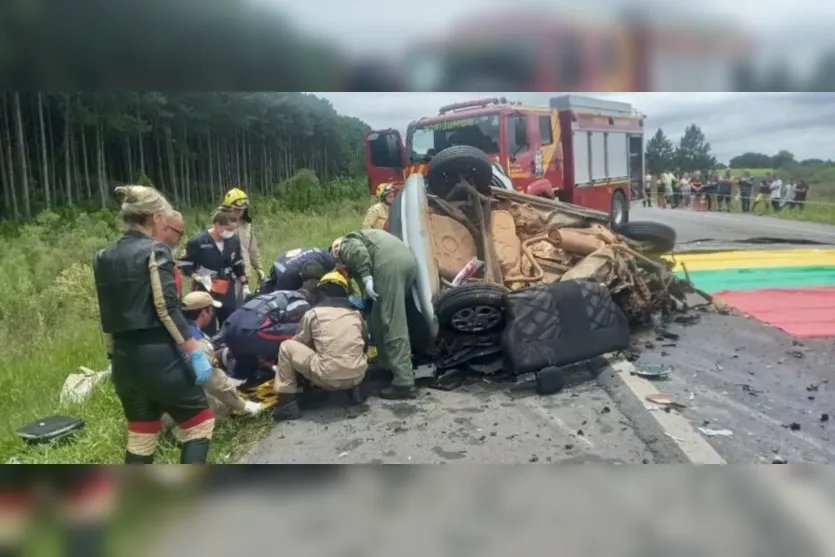 Acidente entre quatro veículos deixa três mortos neste sábado no PR