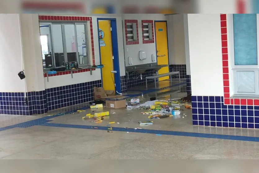  Câmeras de segurança da escola registraram as imagens dos dois menores 