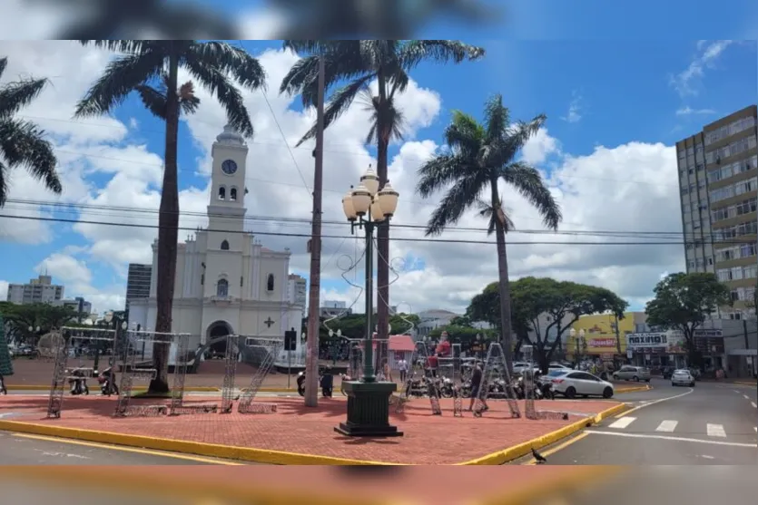 Catedral de Apucarana começa a ganhar uma 'corzinha'; veja