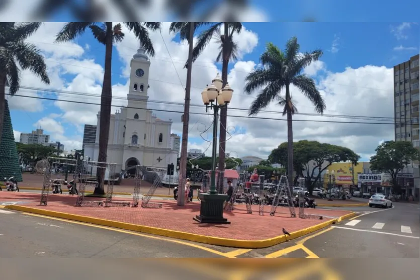 Catedral de Apucarana começa a ganhar uma 'corzinha'; veja