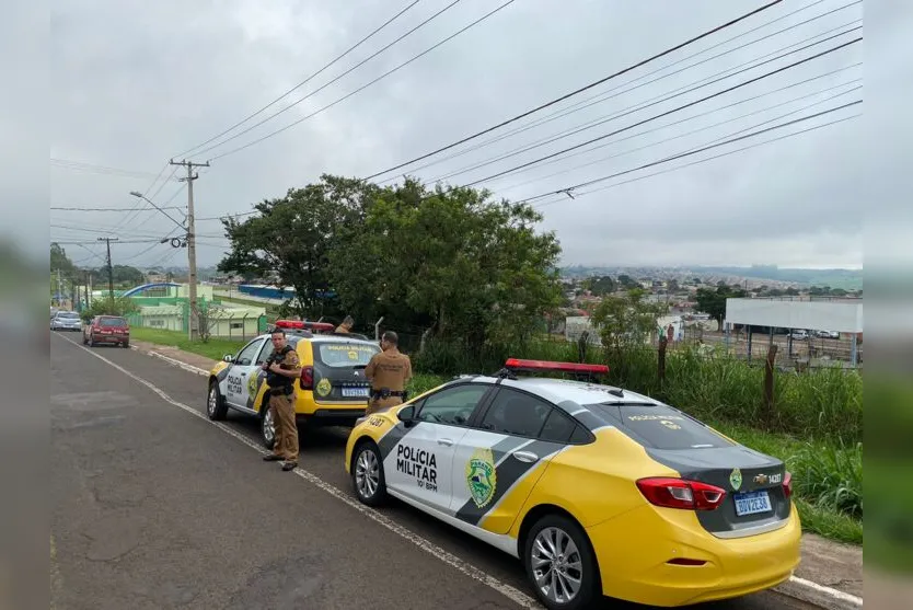  Corpo foi encontrado no meio do mato, na lateral da Avenida Santa Catarina 