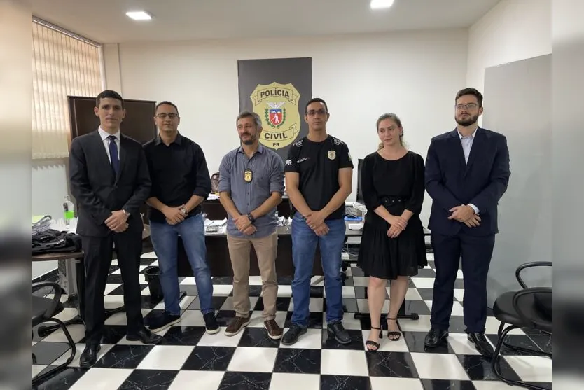  Delegado-chefe Marcus Felipe recepcionou os novos colegas de trabalho 