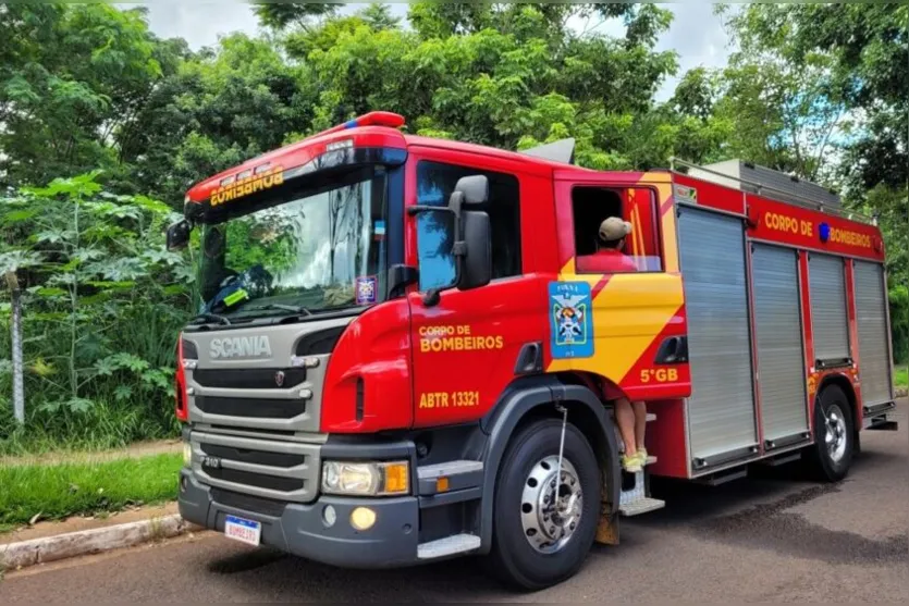 Jovem de 19 anos morre após se afogar em córrego de Maringá