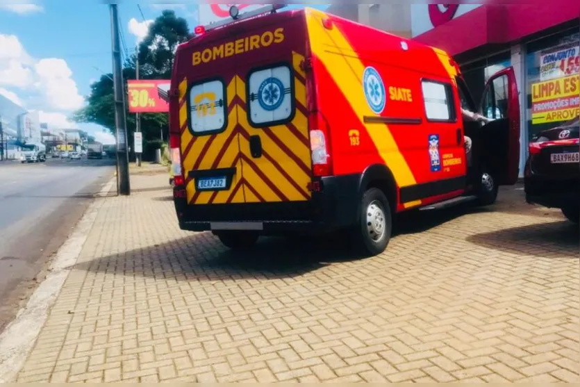 Motociclista de 31 anos fica ferido após acidente na Minas Gerais