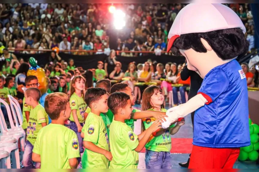  O evento foi prestigiado por diversas autoridades da cidade 
