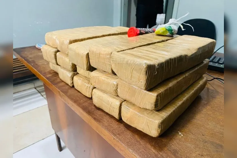 Traficante de 23 anos é preso com quase  9 kg de maconha em Apucarana