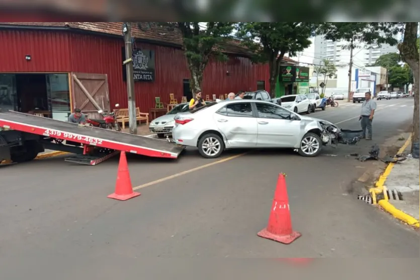  O acidente ocorreu no fim da manhã desta quinta-feira (19) 