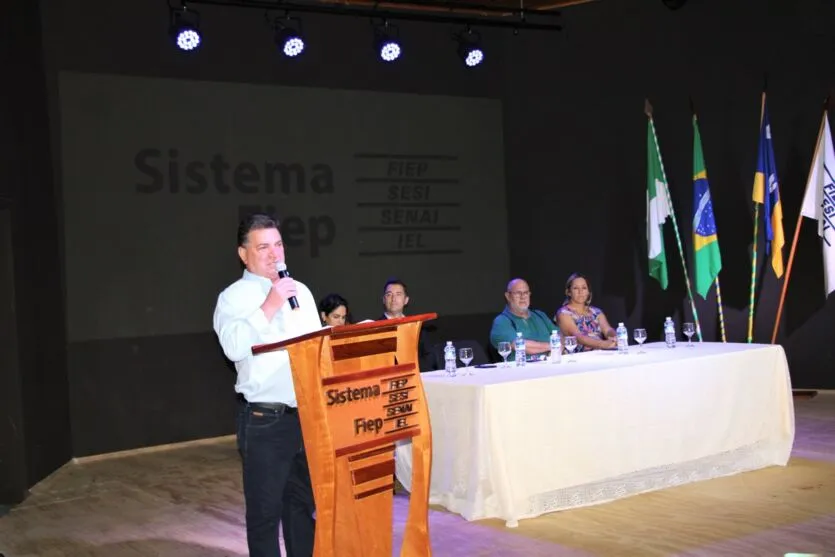  O ato aconteceu no auditório do Senai, na Rua Guaratinga 