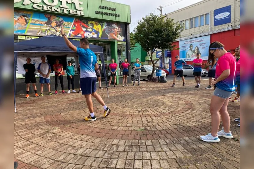  O educador físico Matheus Miguel, que também vai participar da prova com o grupo de corrida dele 