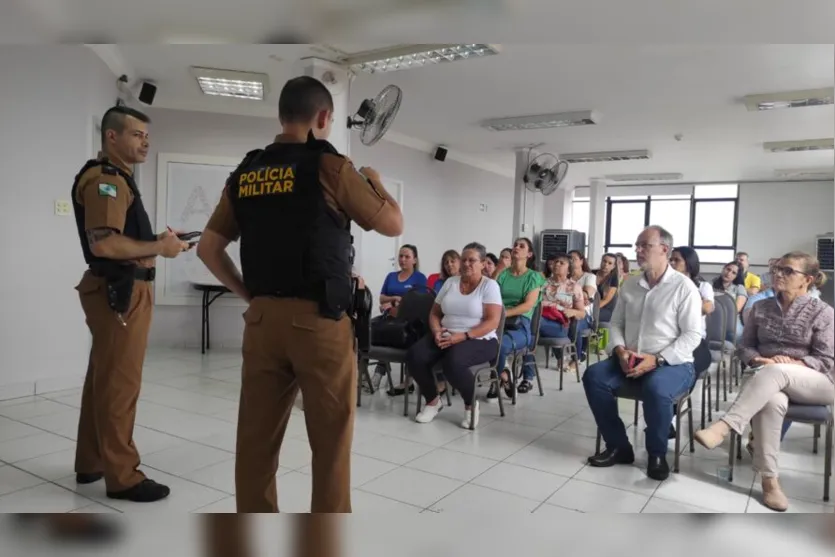 PM Apucarana realiza palestra sobre prevenção de crimes para lojistas