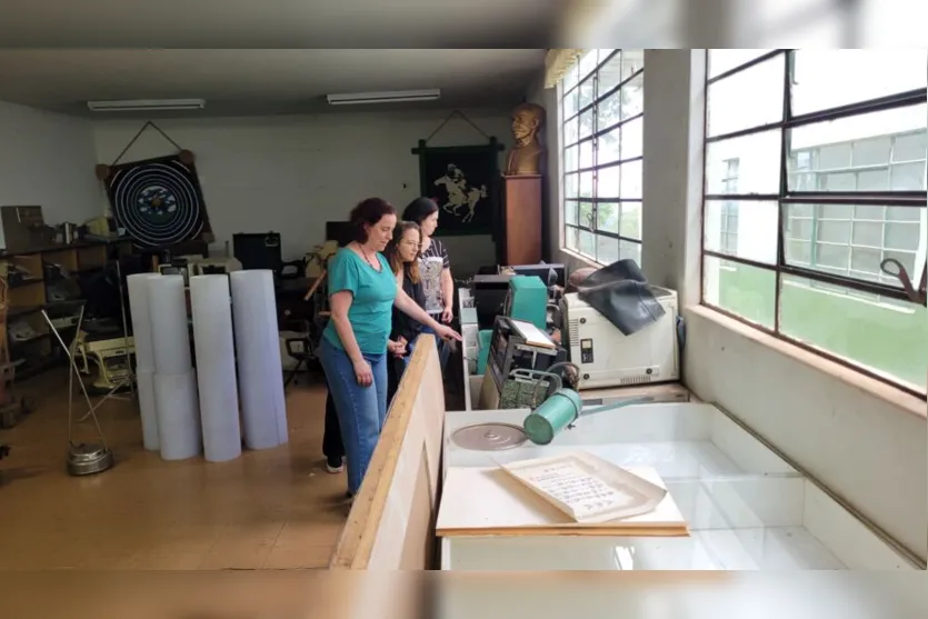  Professoras durante visita técnica ao museu da Unespar em Apucarana 