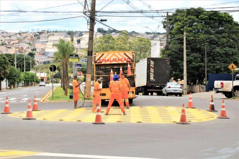  Serviços foram iniciados no ano passado e agora foram retomados, garantindo melhor fluxo no trânsito 