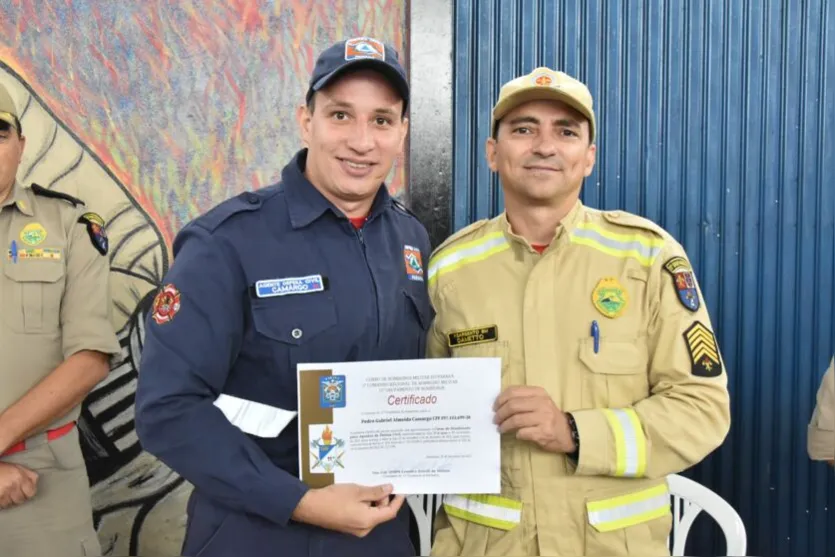 Agentes da Defesa Civil de Jandaia e Mandaguari recebem certificado