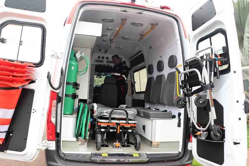  O Samu 192 é responsável por atender urgências e emergências médicas no Brasil, 