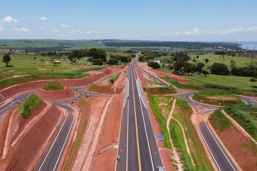 Paraná lança campanha para apresentar grandes obras em andamento