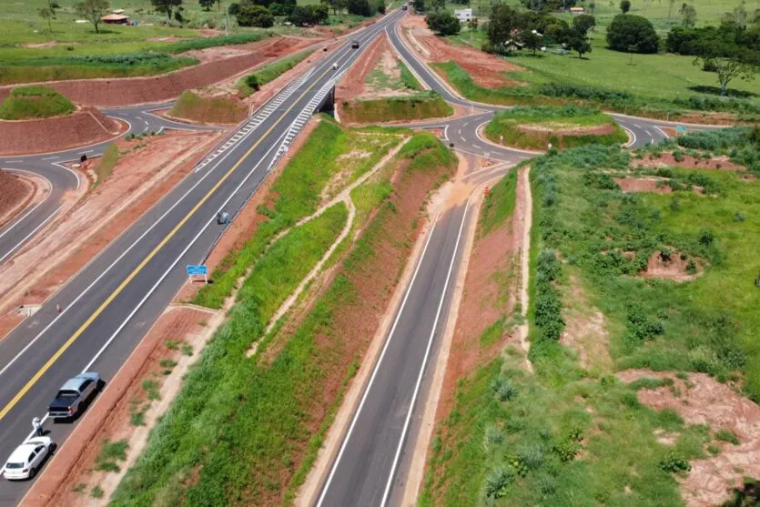 Paraná lança campanha para apresentar grandes obras em andamento