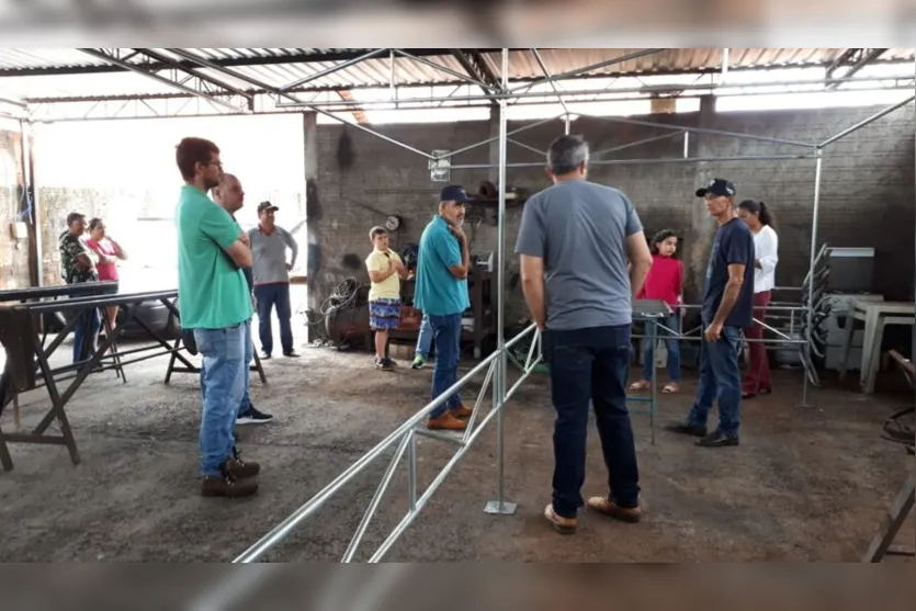 Prefeito Lauro Junior se reúne com feirantes de Jandaia do Sul