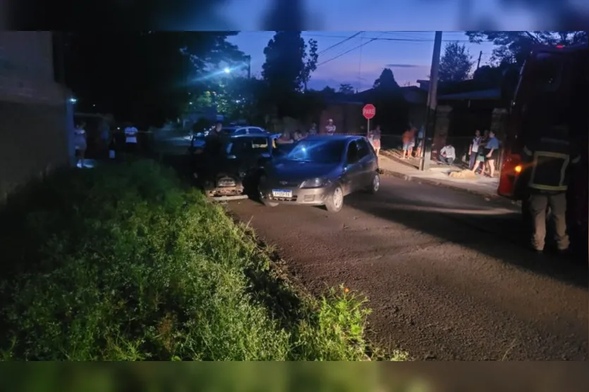  Acidente aconteceu na noite desta terça-feira (21) 