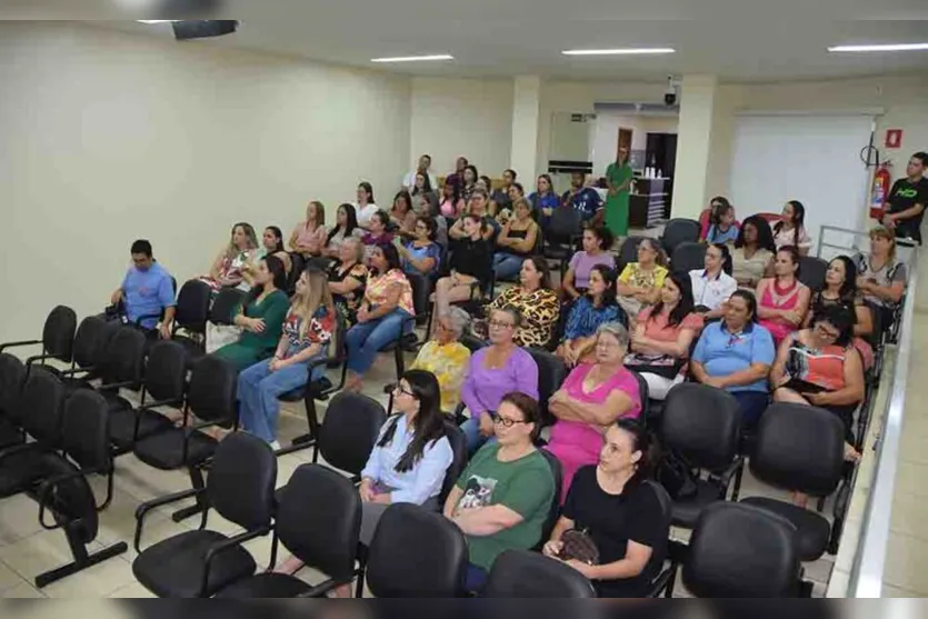  Comunidade prestigiou o evento na Câmara de Vereadores 