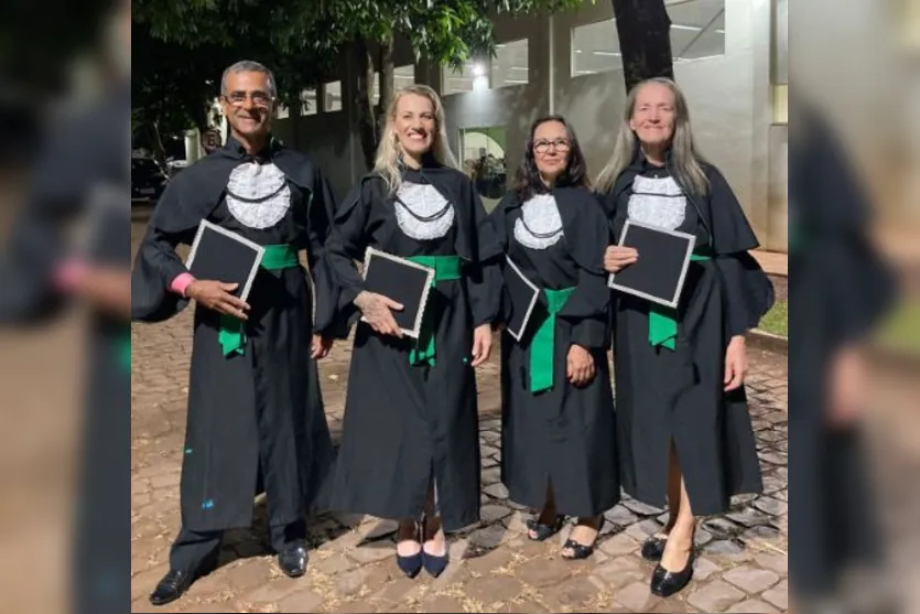  José Alberto, Márcia, Maria de Lourdes e Vera: formadas em Serviço Social 