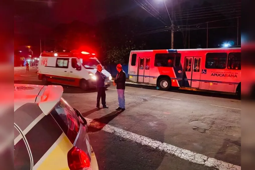  O motociclista de 20 anos, ficou gravemente ferido. 