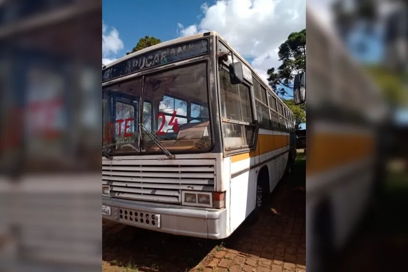  Ônibus e outros veículos estarão à venda no leilão 