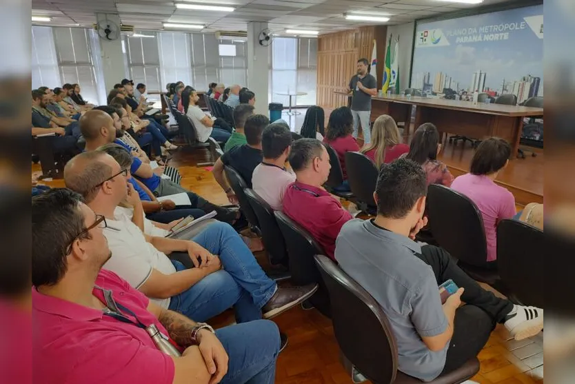 Servidores são capacitados para implantação de lei de licitação