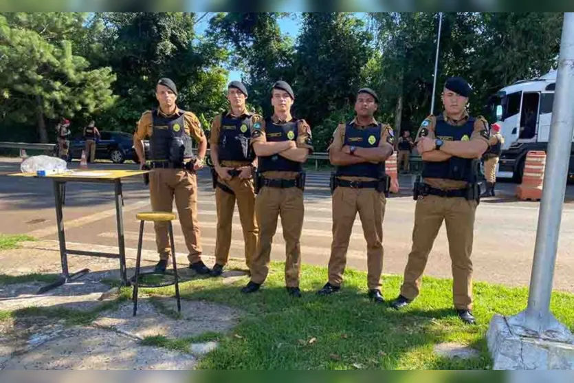  O policiamento conta com reforço dos alunos do curso de soldados da 6ª CIPM 