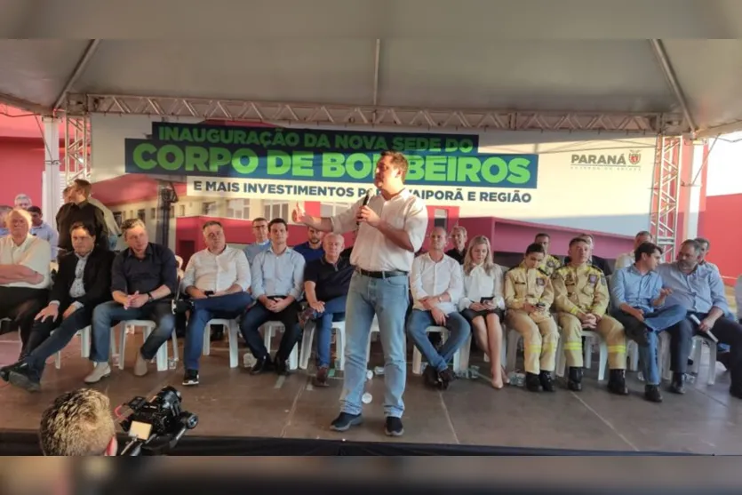  Ratinho Junior discursa durante evento em Ivaiporã 