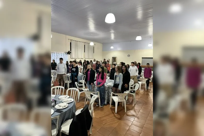  1º Concurso de Redação e Leitura do Colégio Estadual Doutor Rebouças 