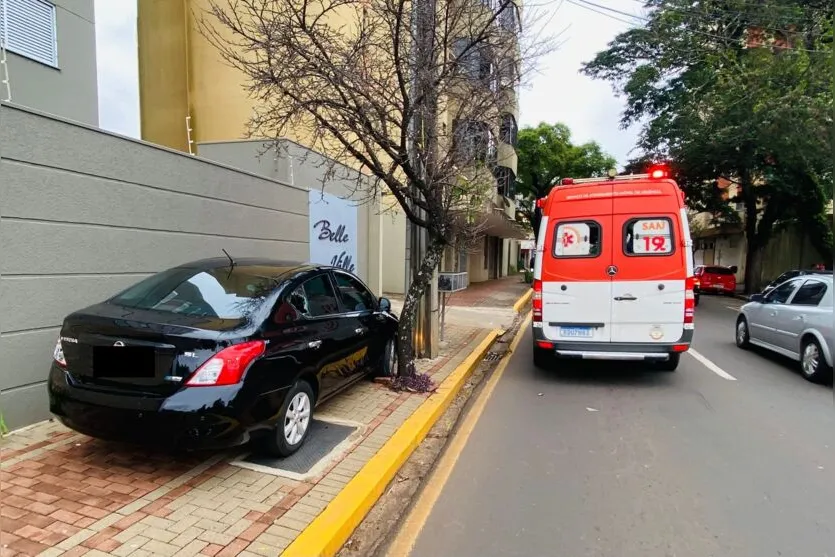  Motorista foi socorrido por ambulância do Samu que passava pelo local na hora 