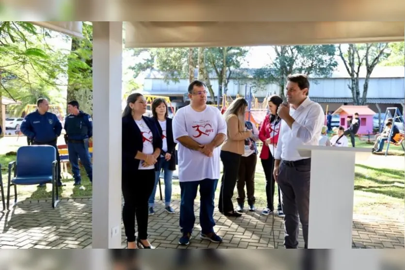  O evento reuniu autoridades de diferentes setores. 