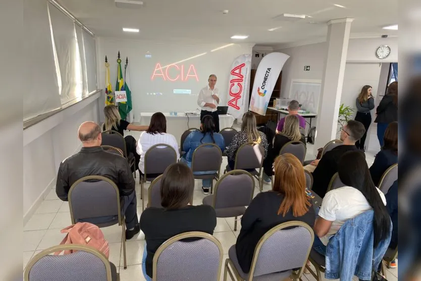  O evento reuniu mais de 30 representantes 