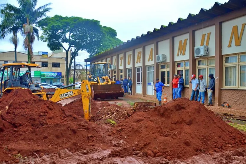  Obras foram iniciadas em Faxinal 