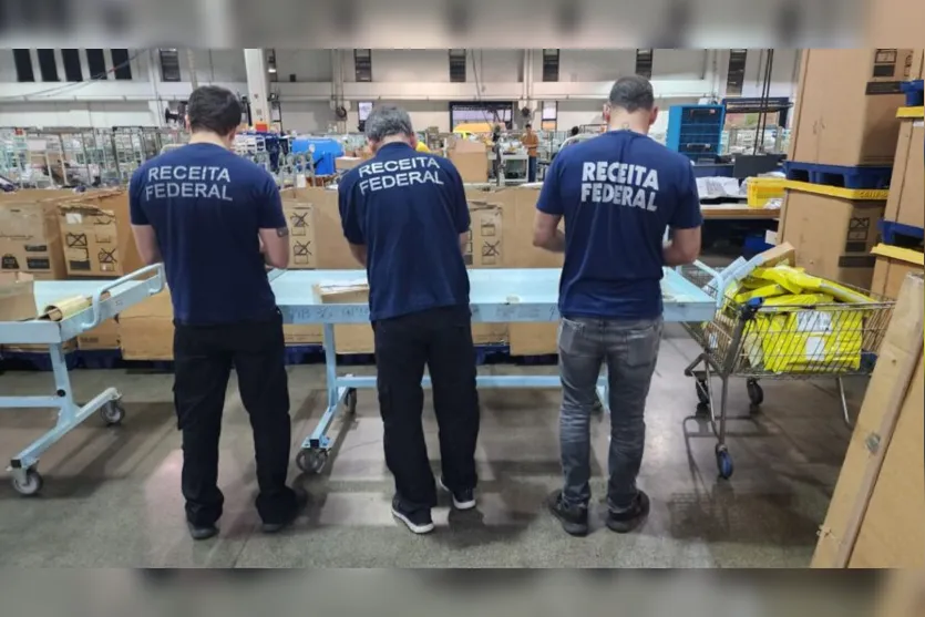 Receita Federal apreende R$ 3 mi em mercadorias nos Correios