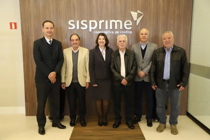 Sisprime do Brasil reinaugura agência de Arapongas