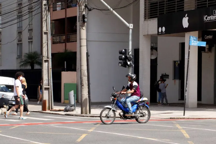  Ciclomotores e bicicletas elétricas precisam seguir recomendações de segurança, alerta Batalhão de Trânsito da PM - 