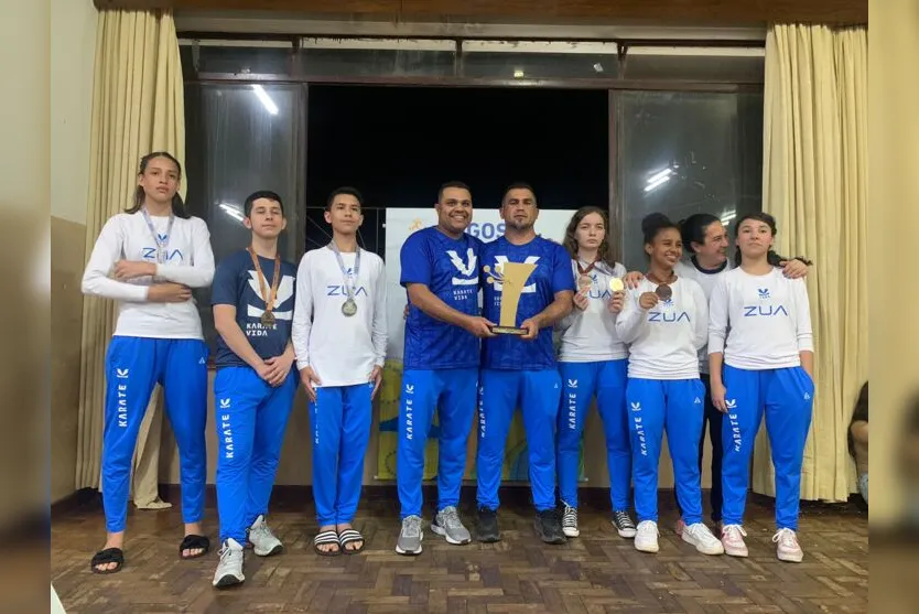  Atletas de Apucarana se destacaram e conquistaram título de campeão geral nos Jogos Escolares 