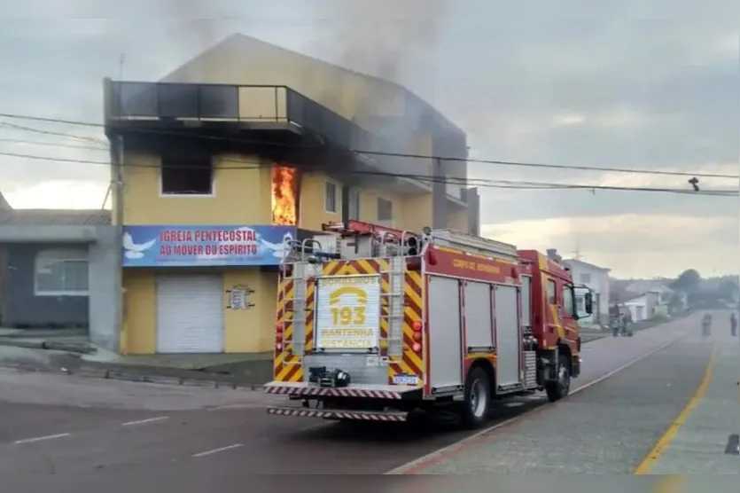  Duas pessoas ficaram feridas, mas sem gravidade 
